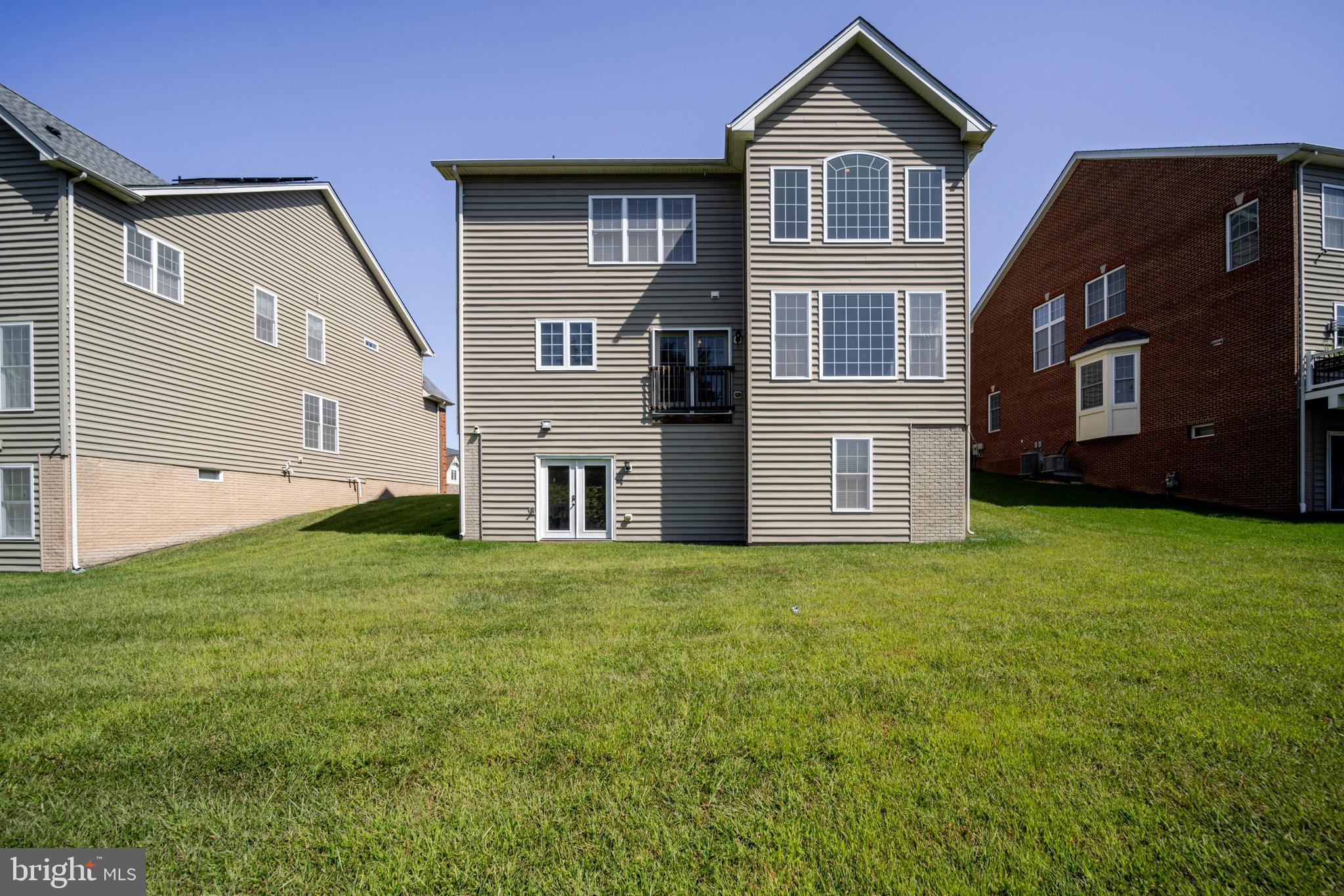 MARLBORO RIDGE - Residential