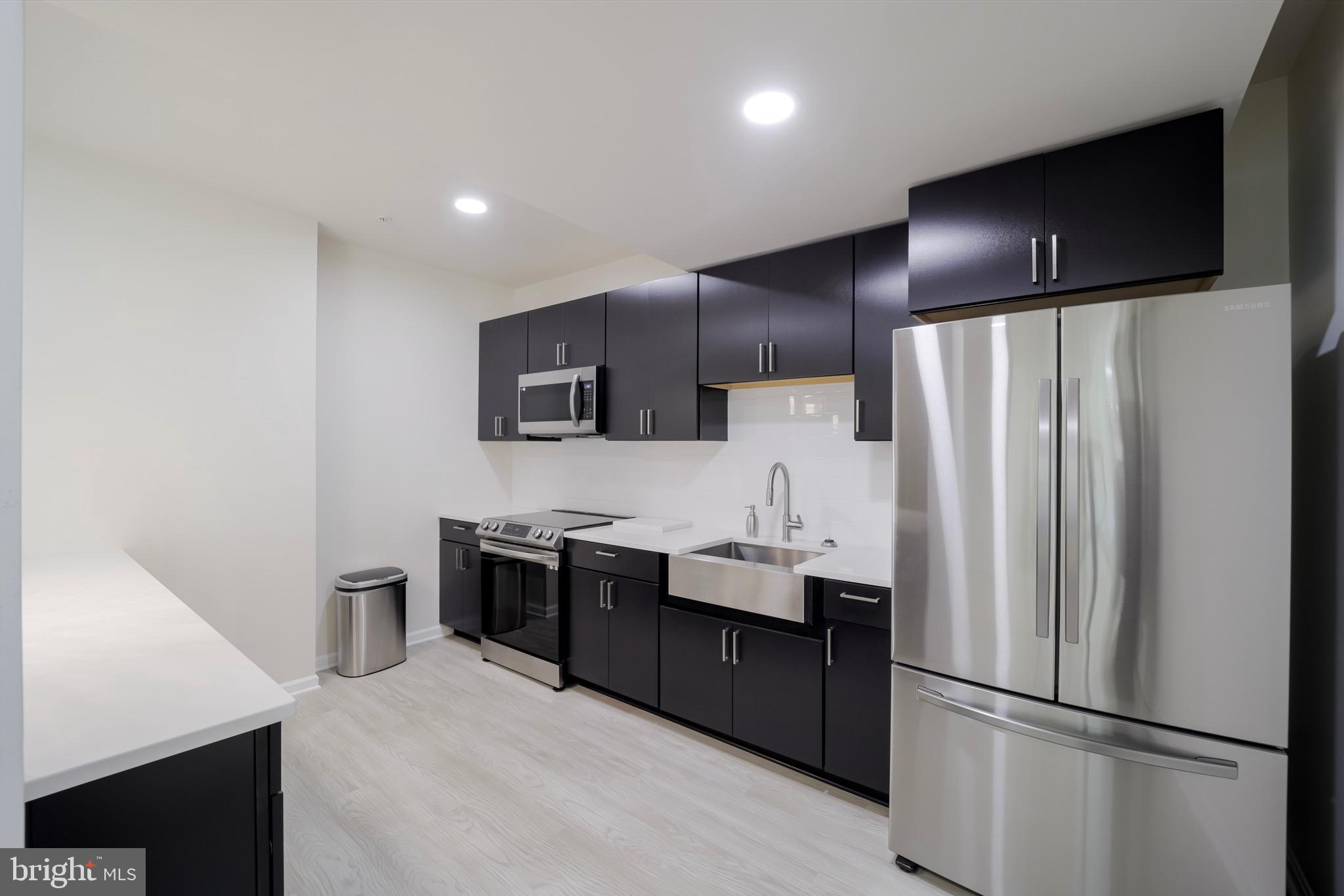 MARLBORO RIDGE - Residential