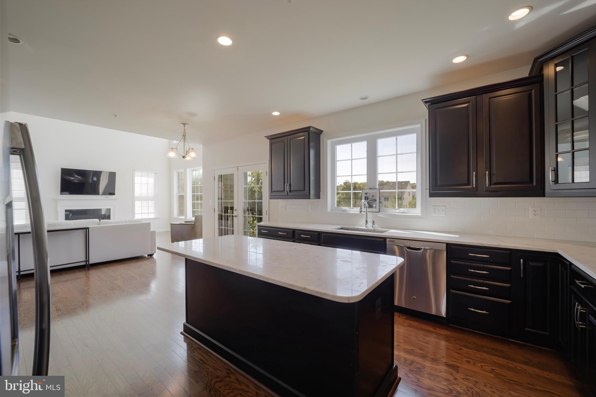 MARLBORO RIDGE - Residential