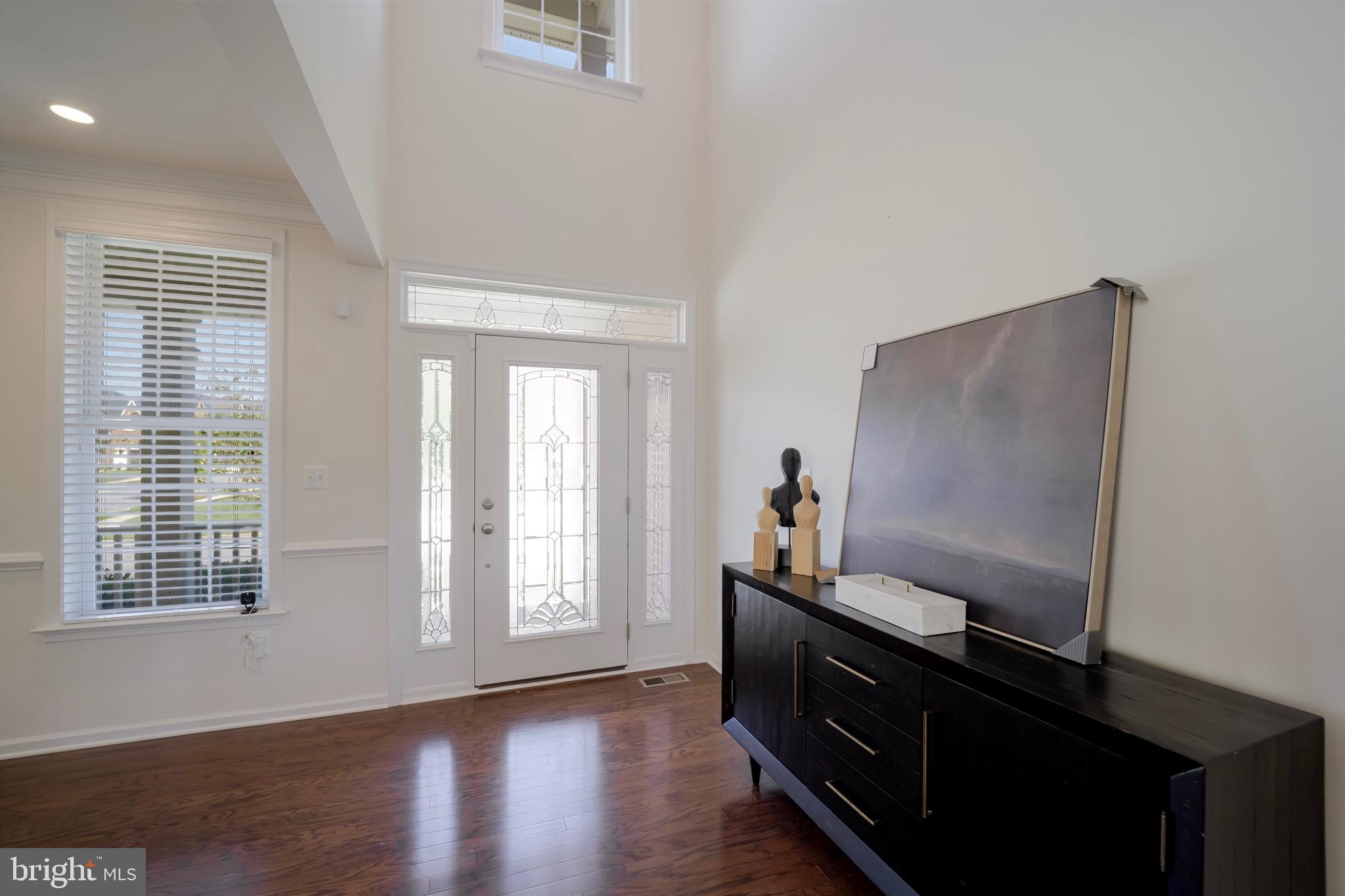 MARLBORO RIDGE - Residential