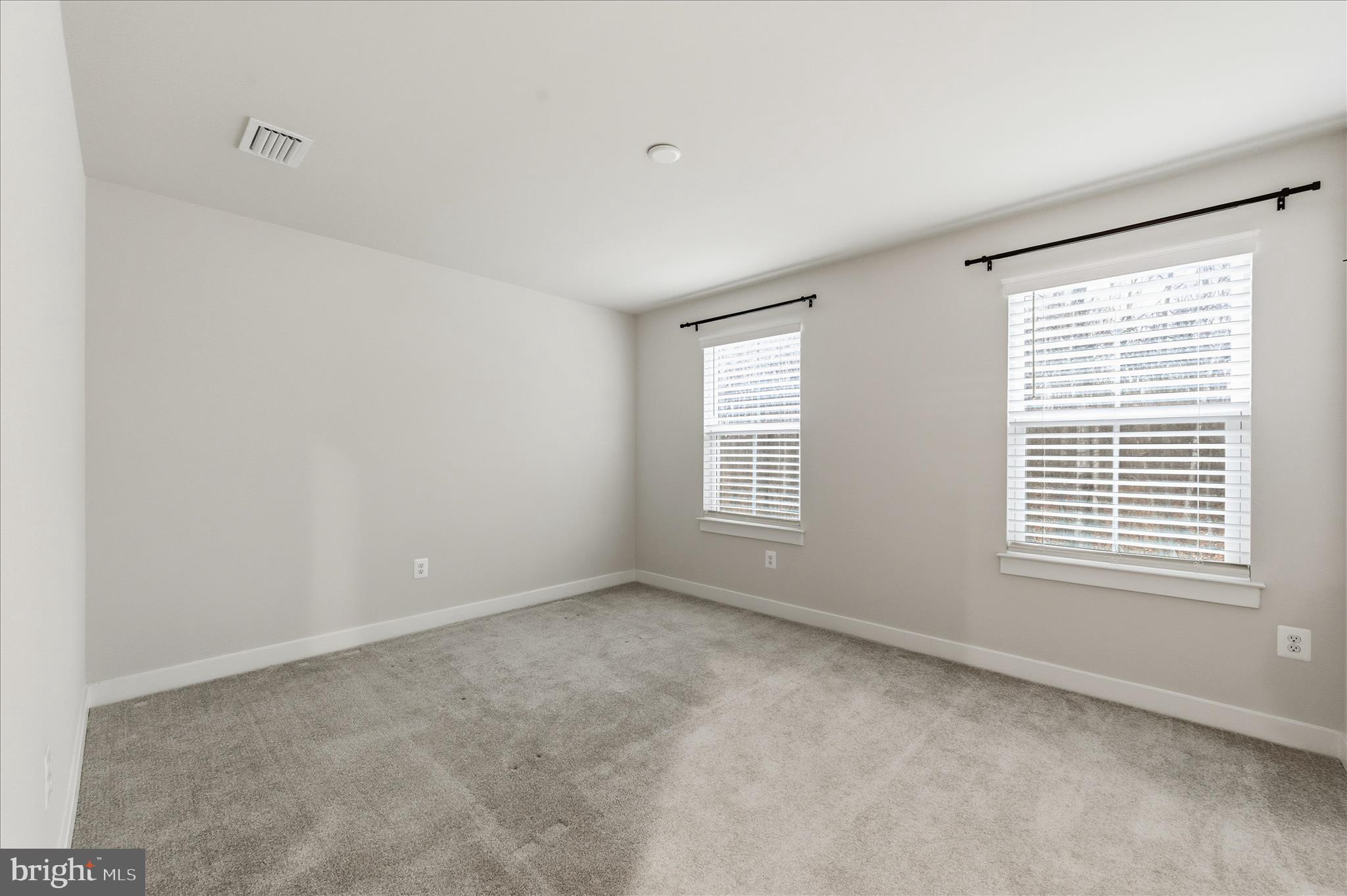 THE LAKES AT MARTINSBURG - Residential