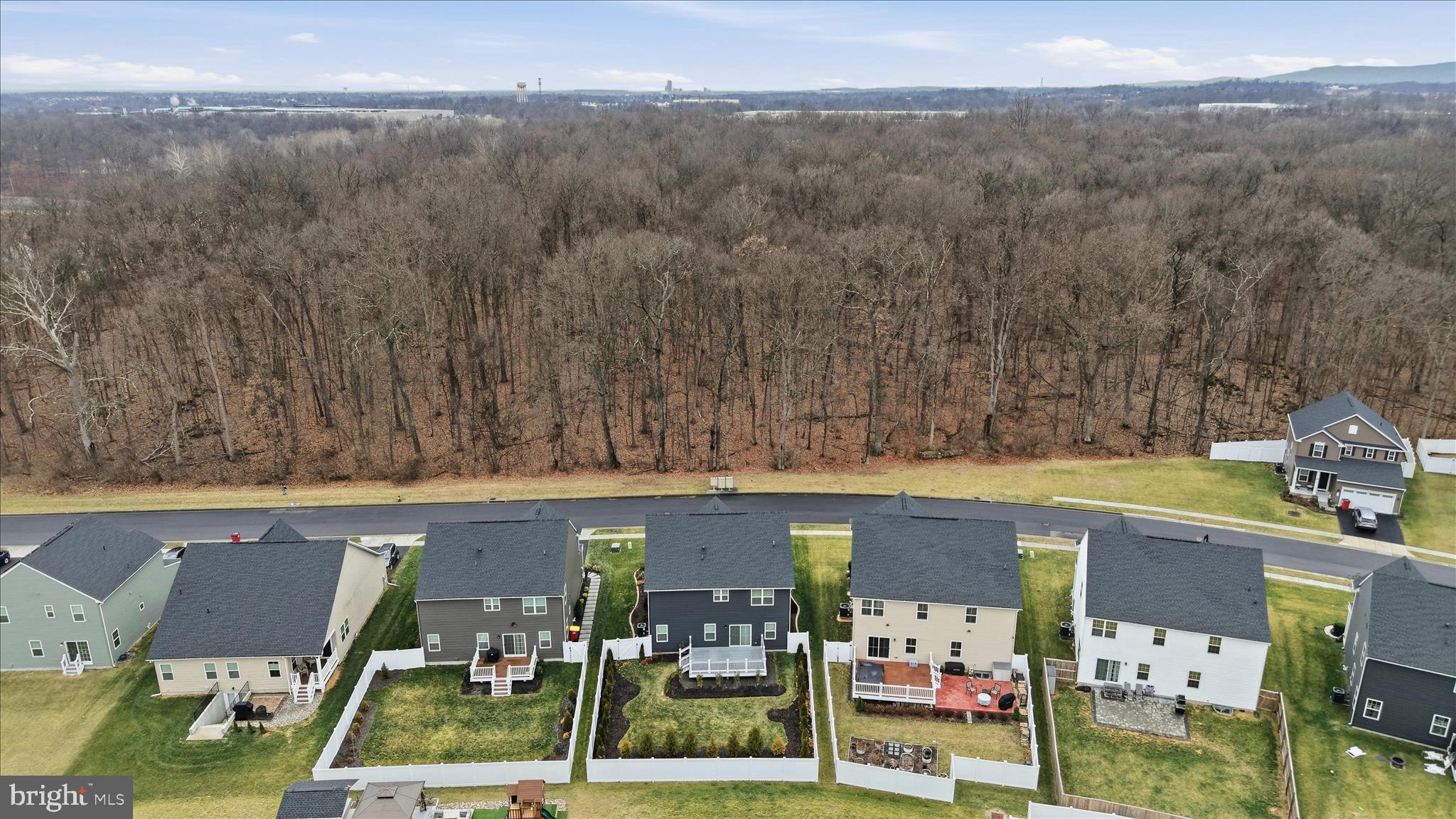 THE LAKES AT MARTINSBURG - Residential