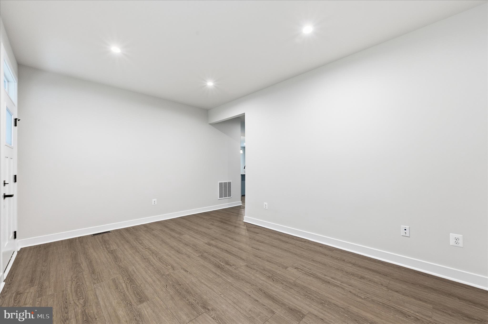 THE LAKES AT MARTINSBURG - Residential