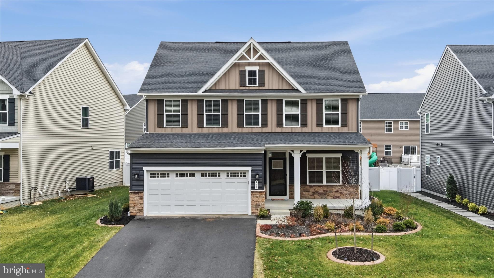 THE LAKES AT MARTINSBURG - Residential