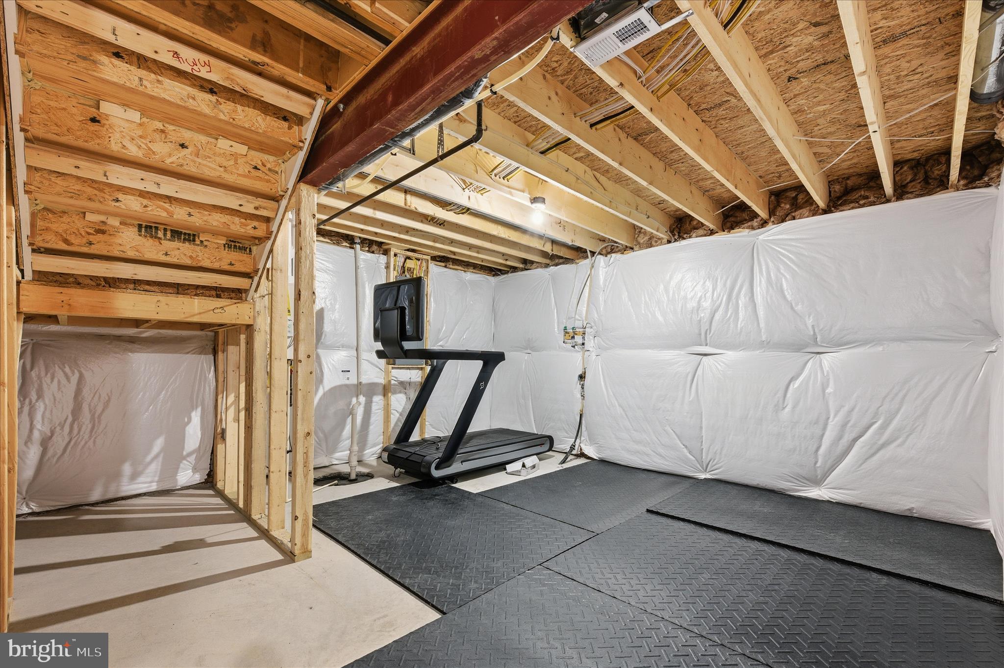 THE LAKES AT MARTINSBURG - Residential