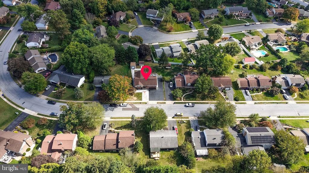 CRESTWOOD - Residential