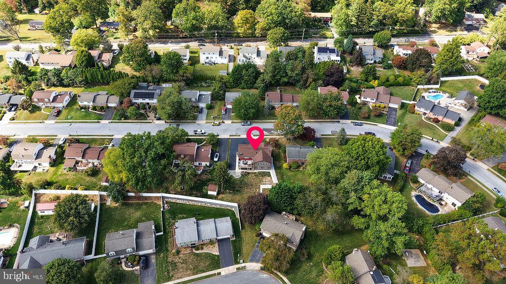 CRESTWOOD - Residential