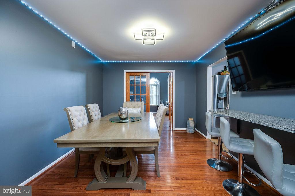 CRESTWOOD - Residential