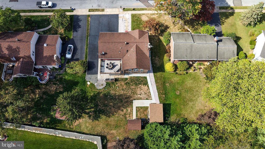 CRESTWOOD - Residential