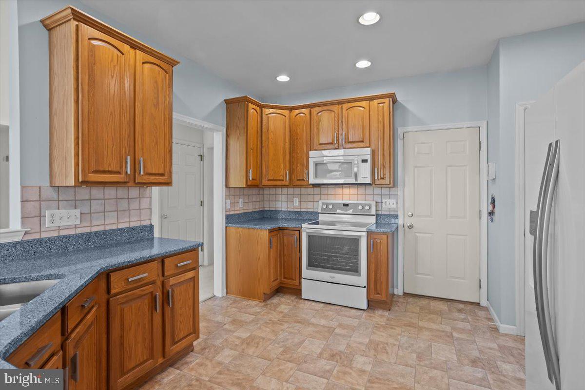 CHESTERFIELD ESTATES - Residential