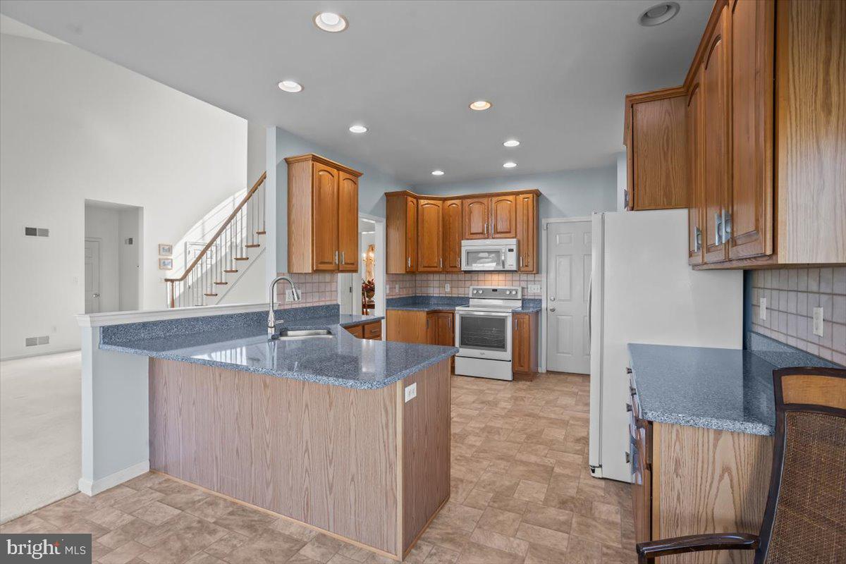 CHESTERFIELD ESTATES - Residential