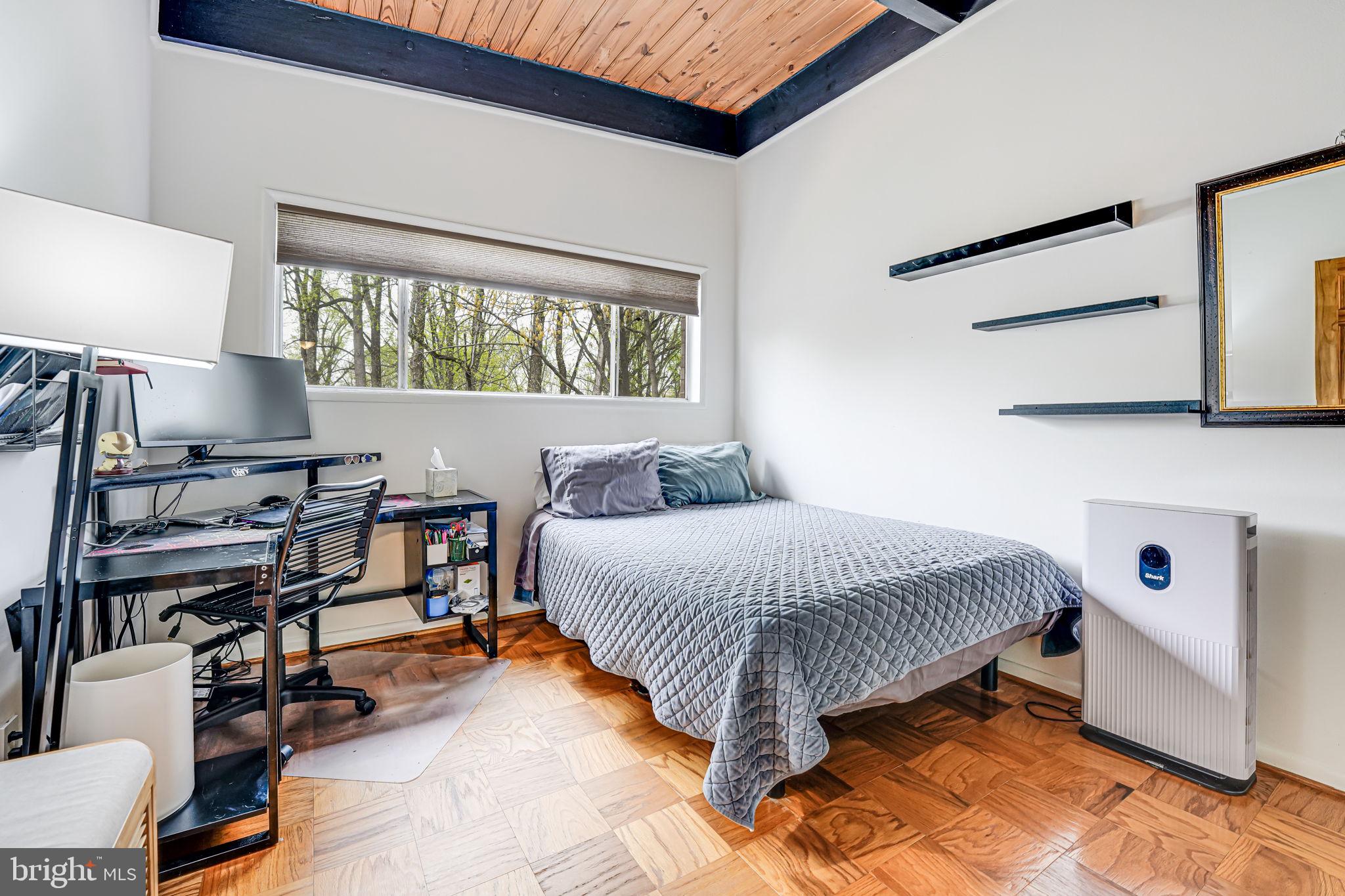 FAIRFAX HERITAGE - Residential