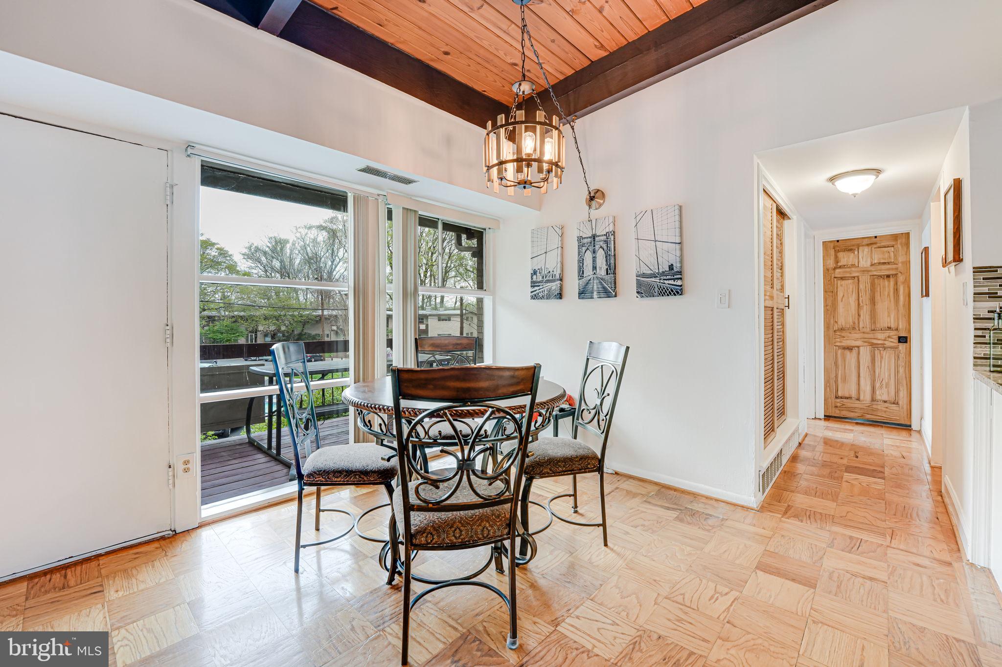 FAIRFAX HERITAGE - Residential