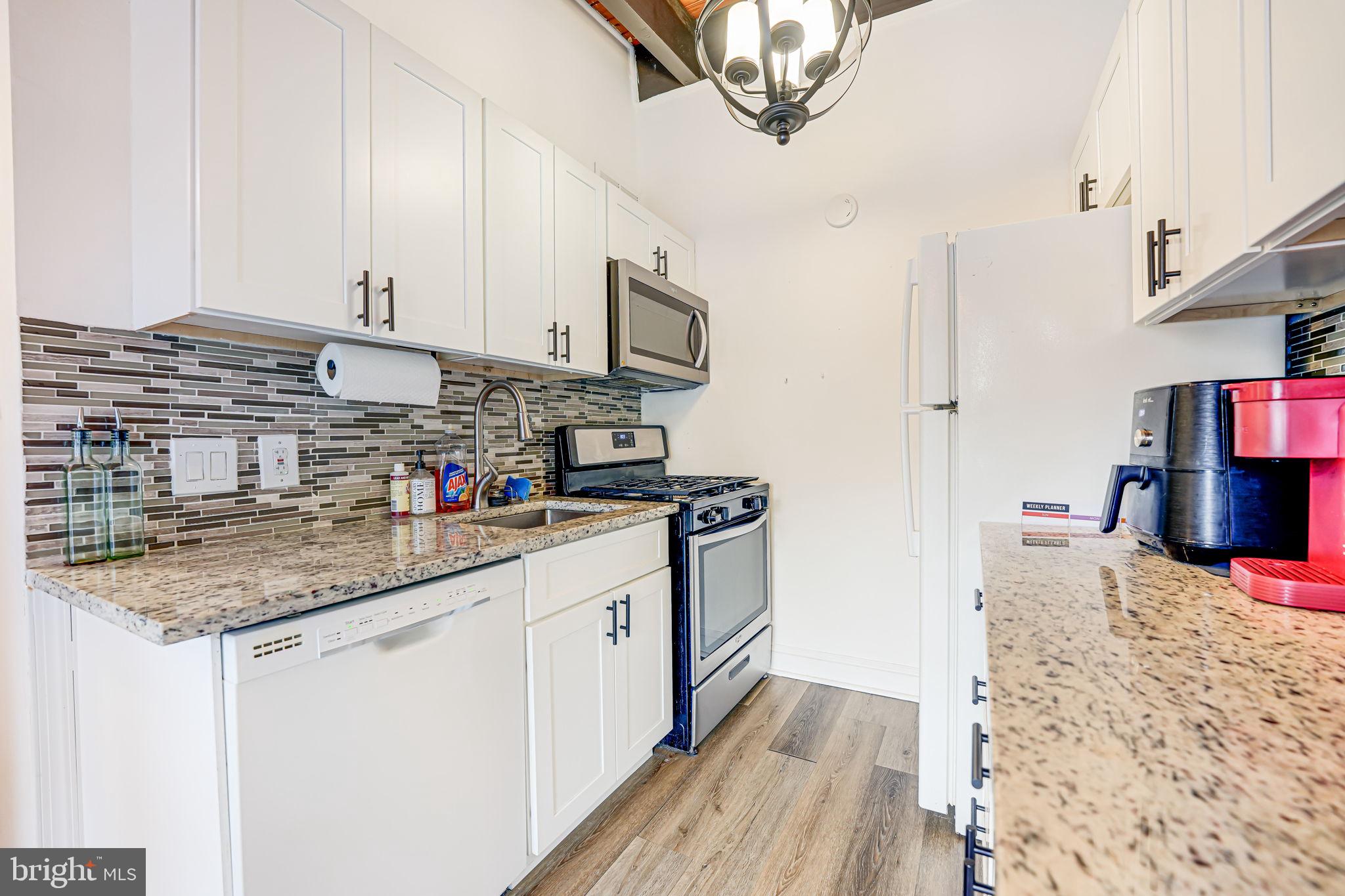 FAIRFAX HERITAGE - Residential