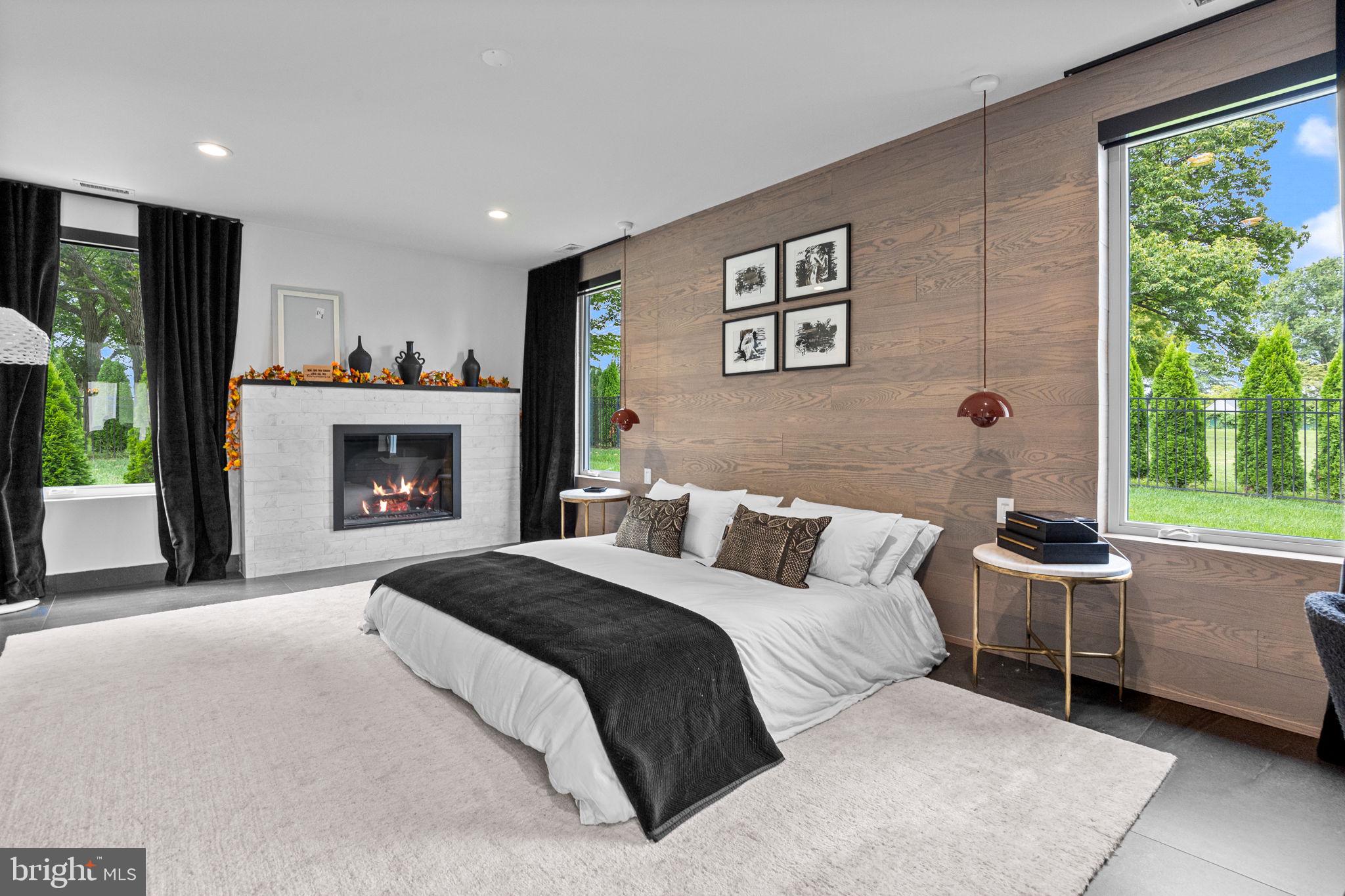 HUNTINGDON VALLEY - Residential