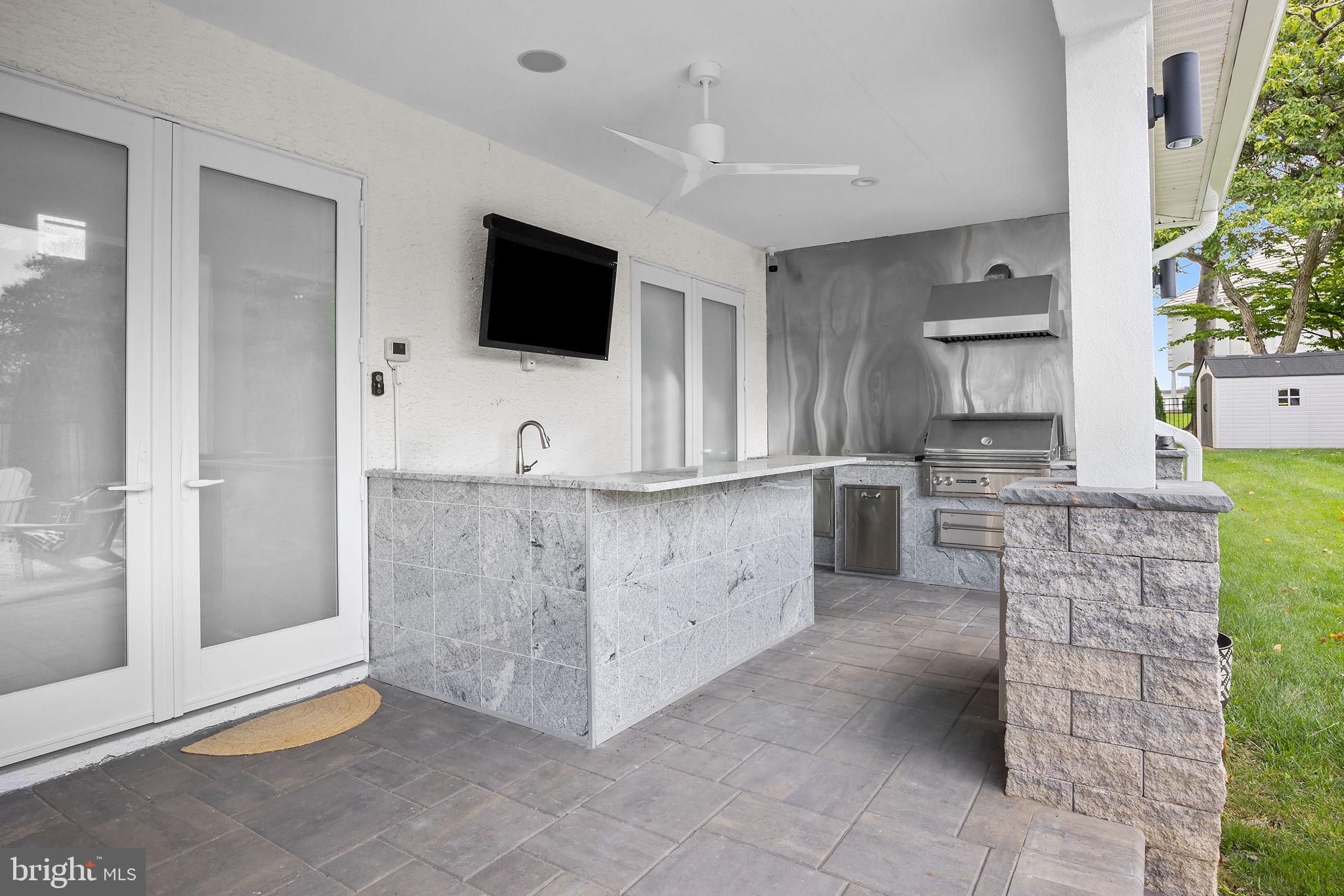 HUNTINGDON VALLEY - Residential