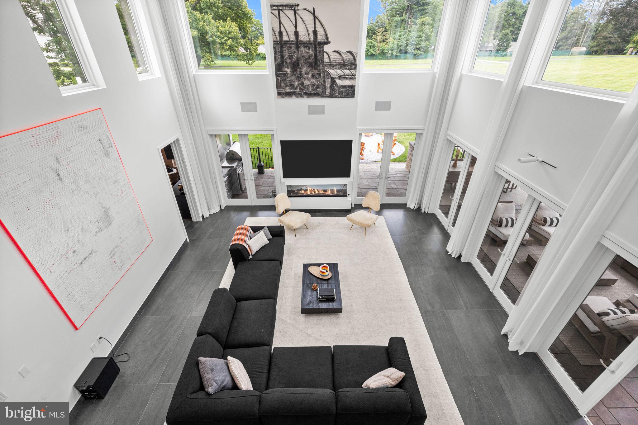 HUNTINGDON VALLEY - Residential