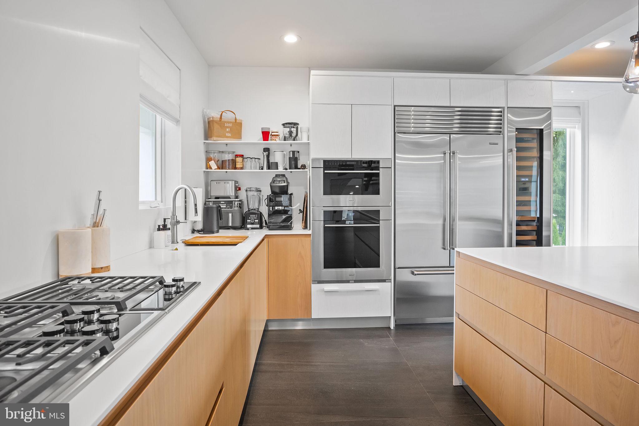 HUNTINGDON VALLEY - Residential