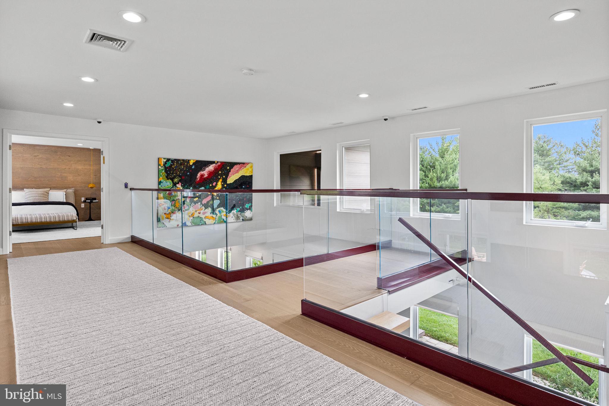 HUNTINGDON VALLEY - Residential