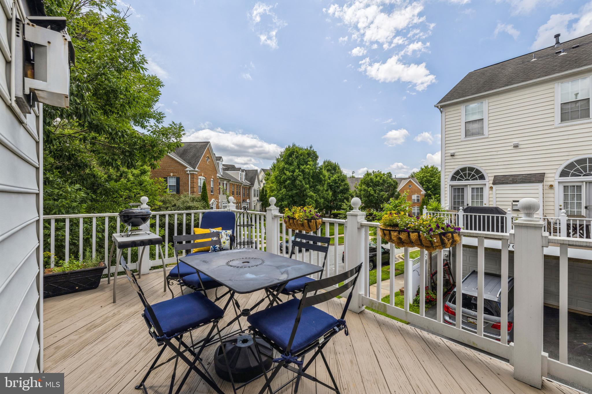 LAKELANDS - Residential