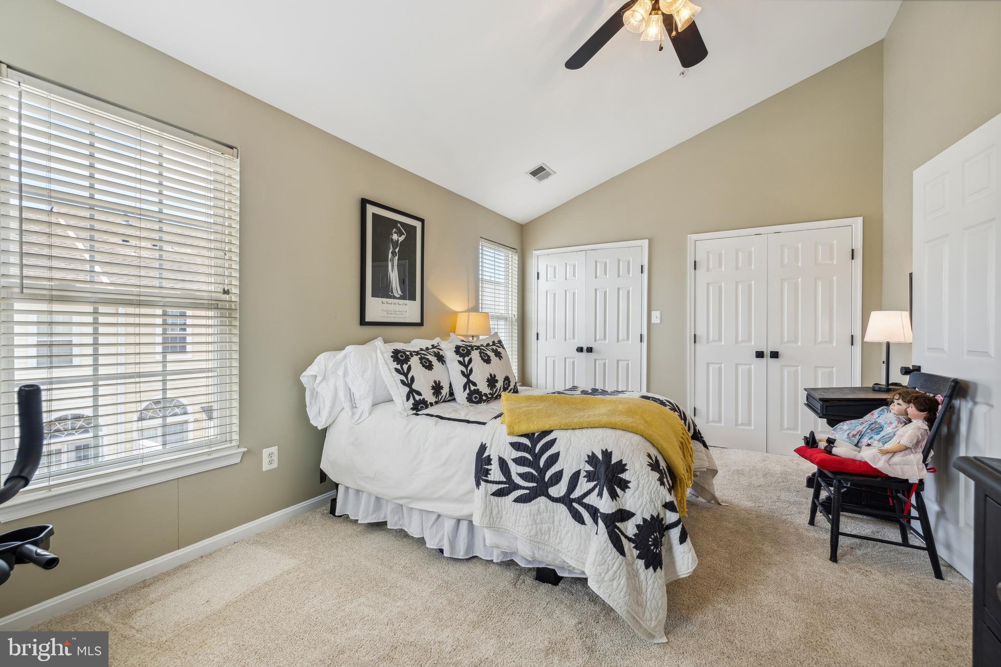 LAKELANDS - Residential