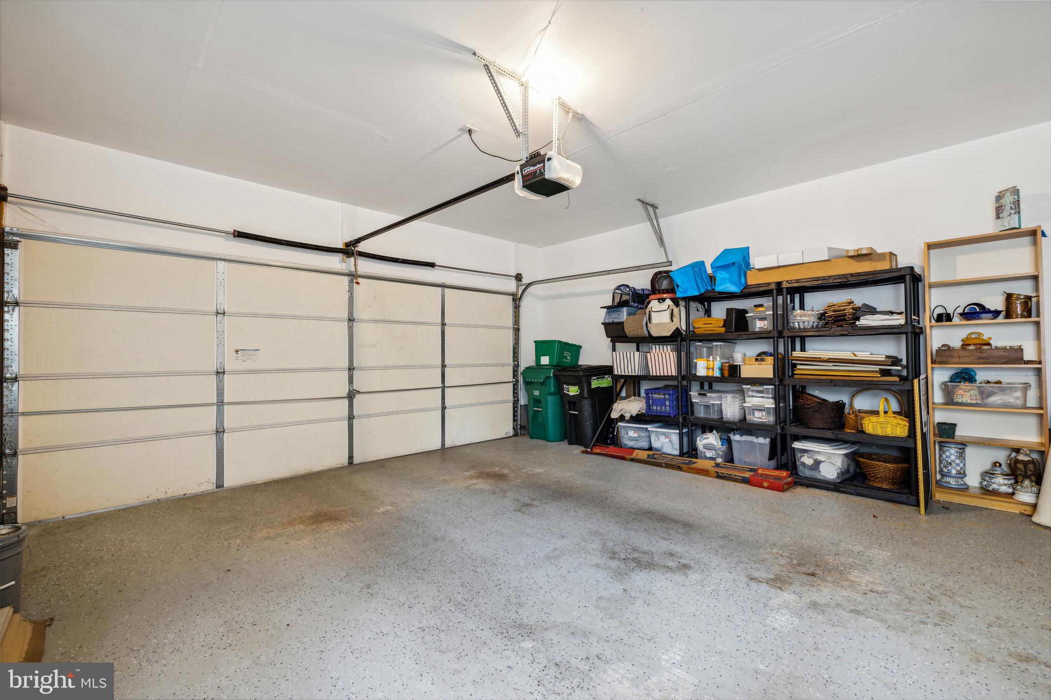 LAKELANDS - Residential