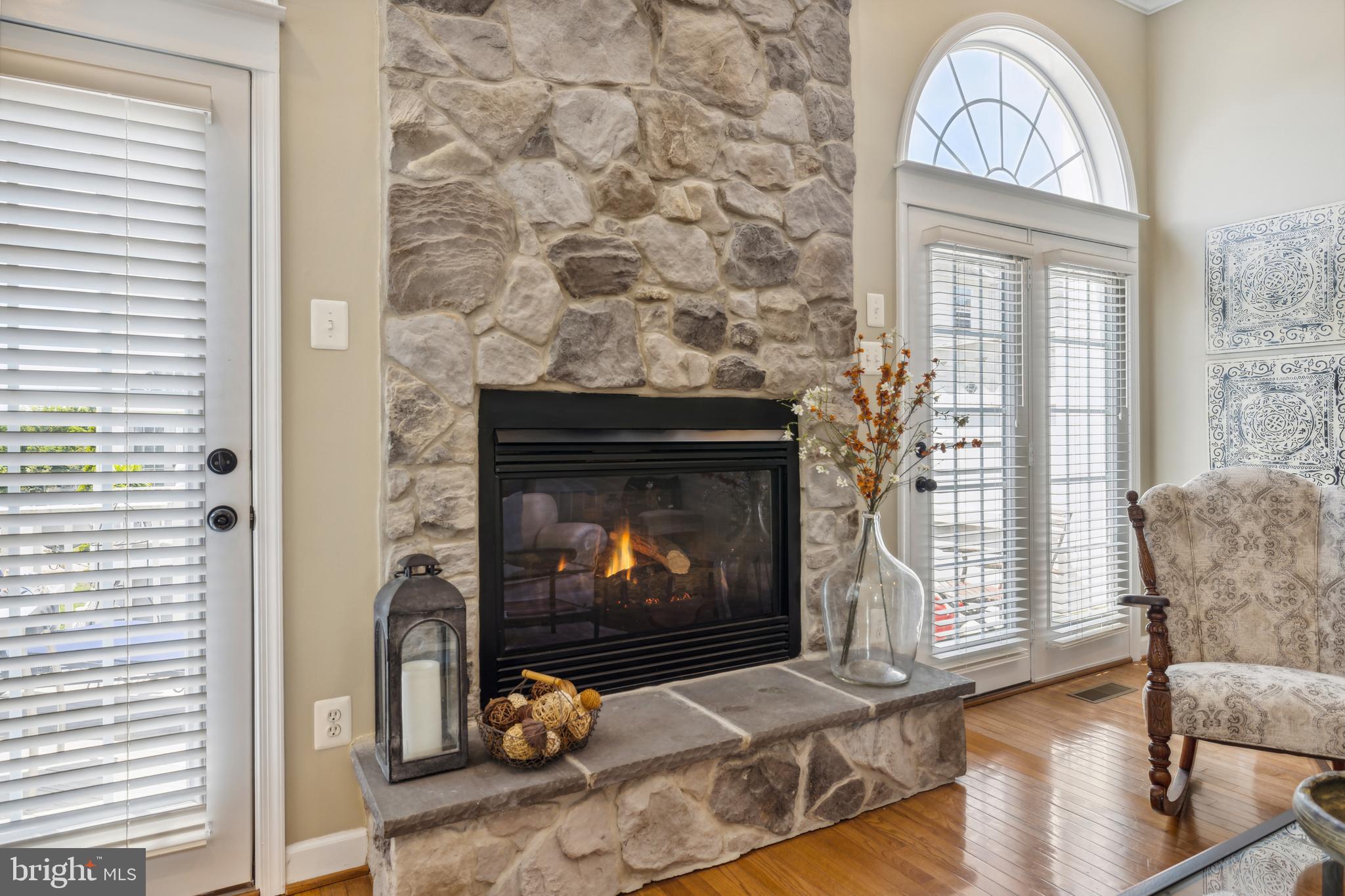 LAKELANDS - Residential