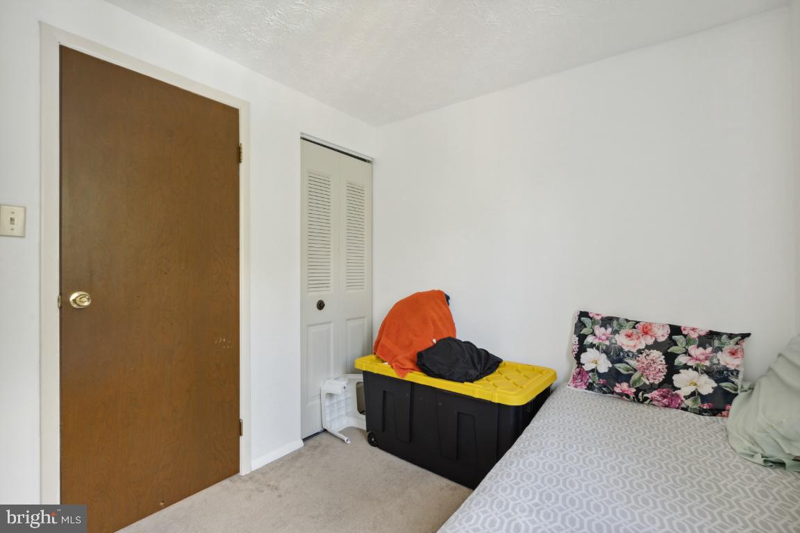 GAITHERSBURG - Residential