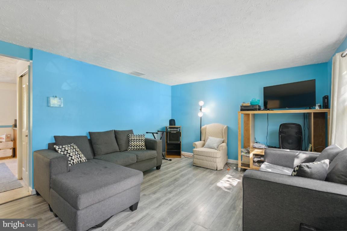 GAITHERSBURG - Residential