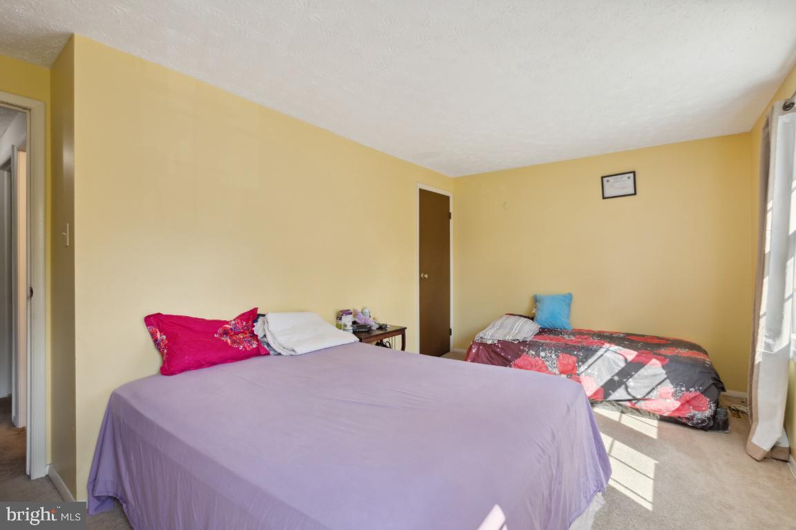 GAITHERSBURG - Residential