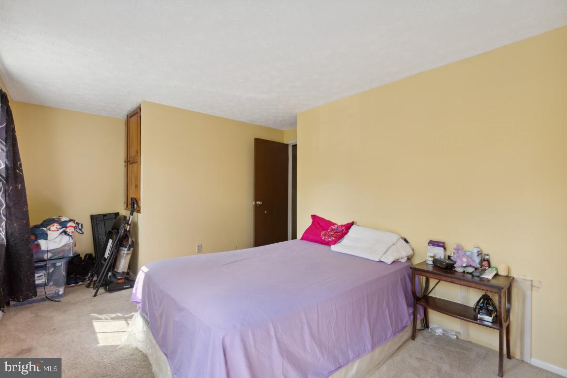 GAITHERSBURG - Residential