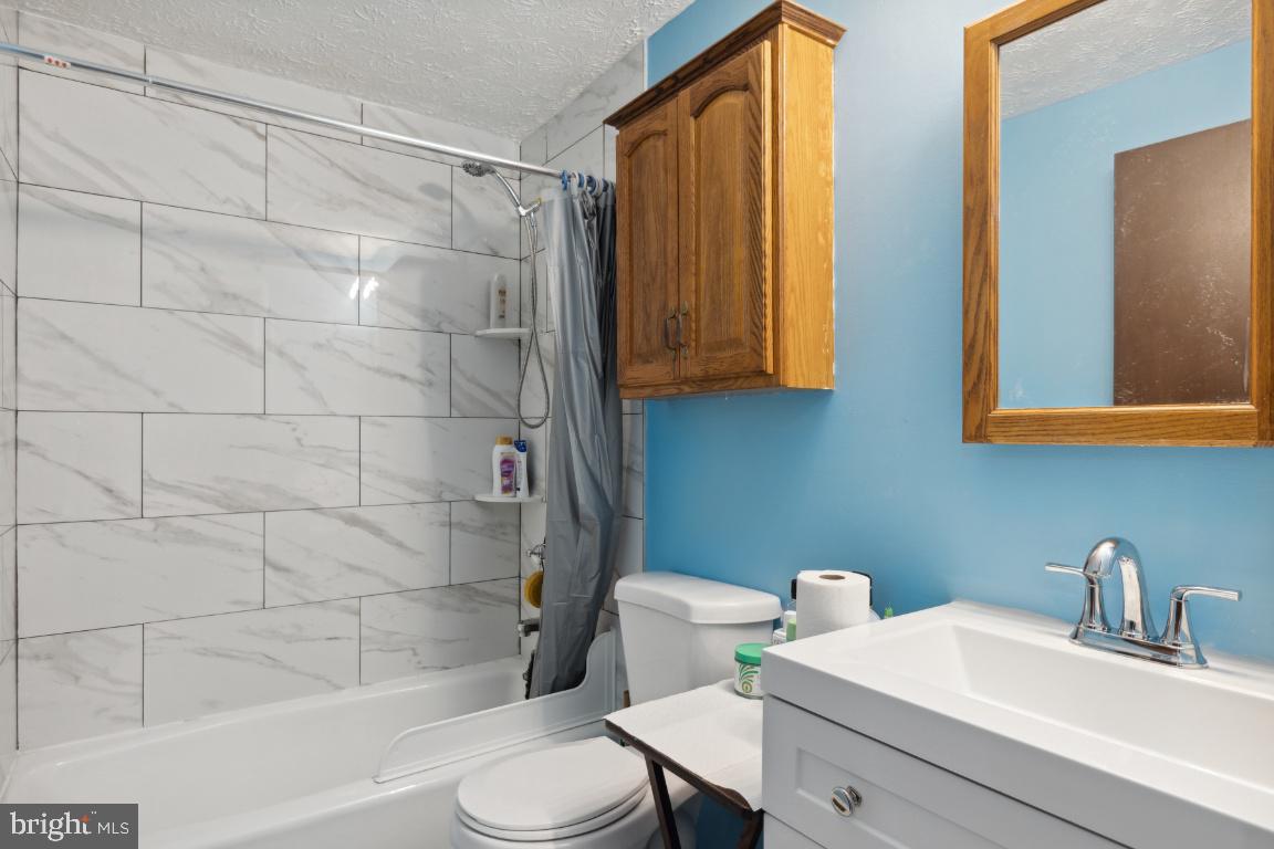 GAITHERSBURG - Residential