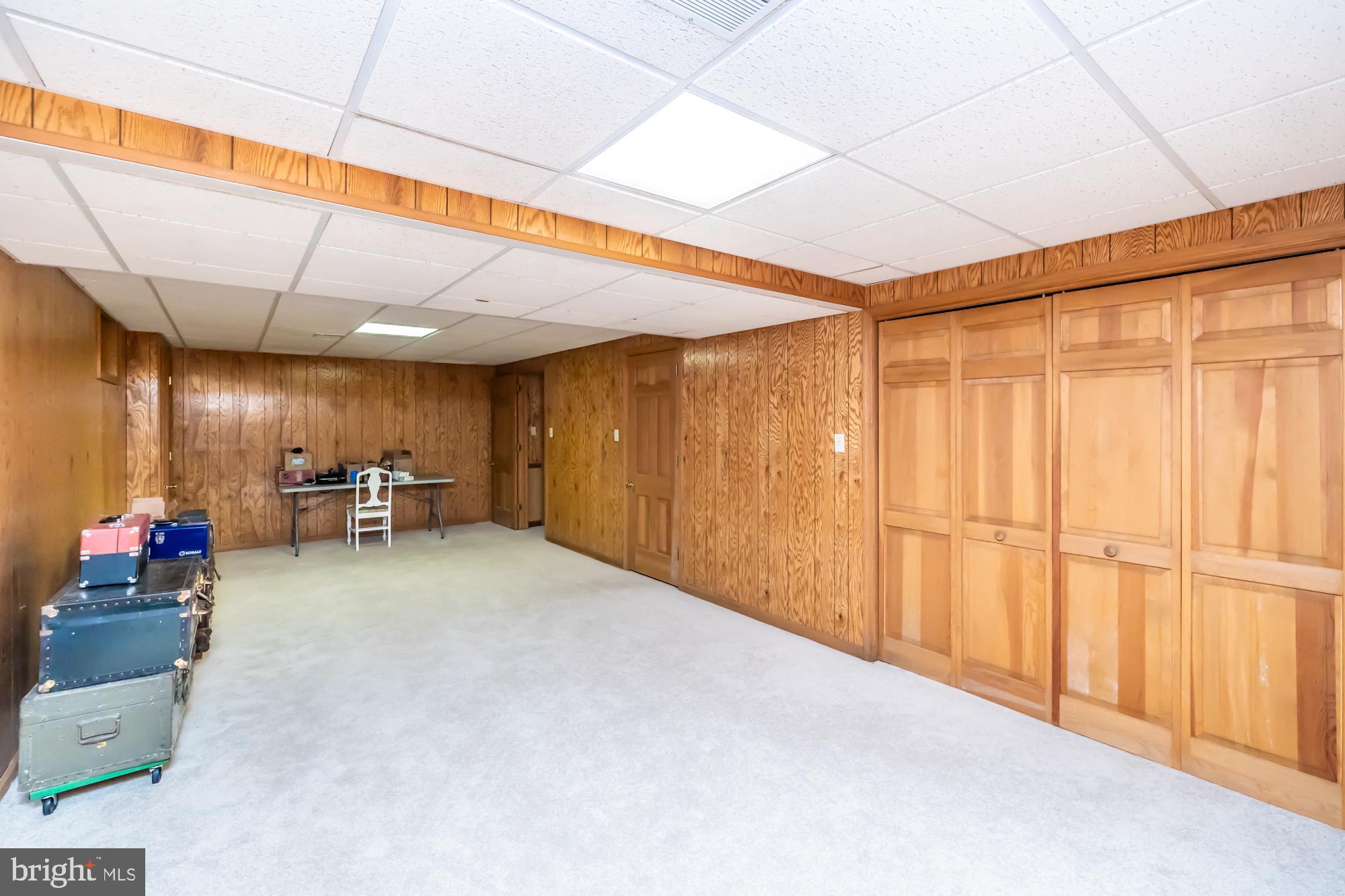 COUNTRY CLUB ESTAT - Residential