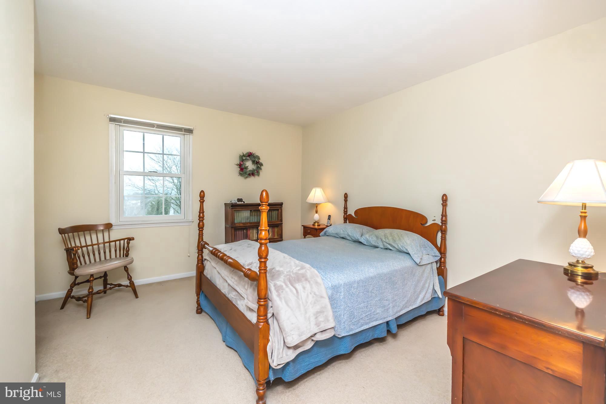 COUNTRY CLUB ESTAT - Residential