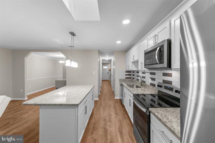 PORT O DUMFRIES - Residential Lease