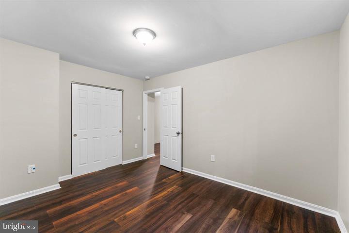 PORT O DUMFRIES - Residential Lease