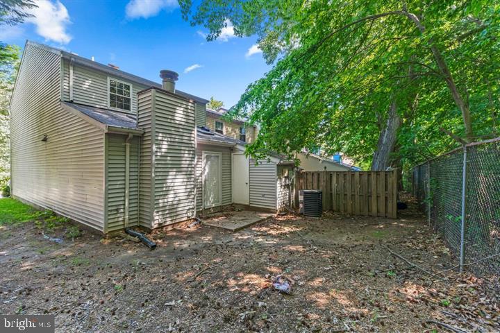 PORT O DUMFRIES - Residential Lease