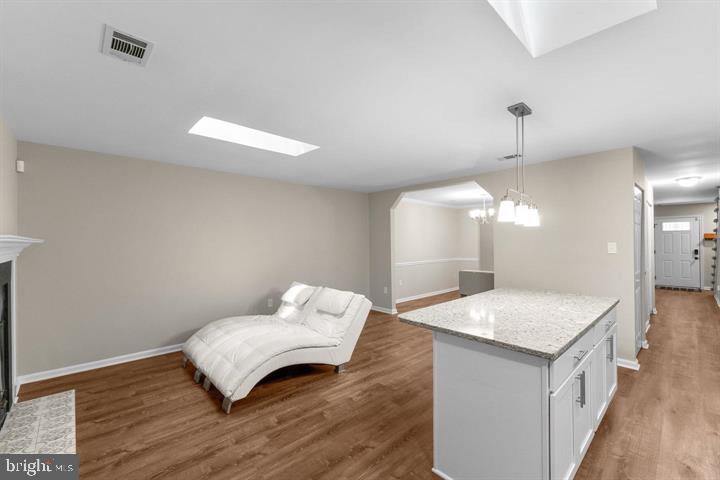 PORT O DUMFRIES - Residential Lease