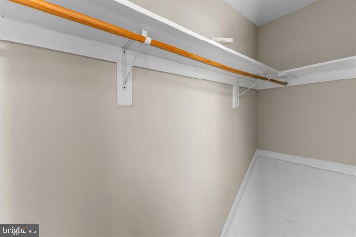 PORT O DUMFRIES - Residential Lease