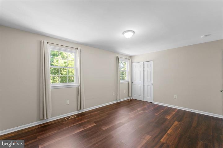 PORT O DUMFRIES - Residential Lease