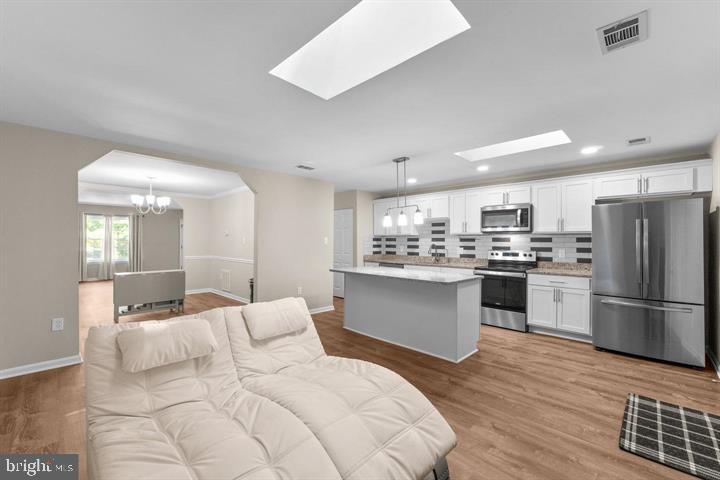 PORT O DUMFRIES - Residential Lease