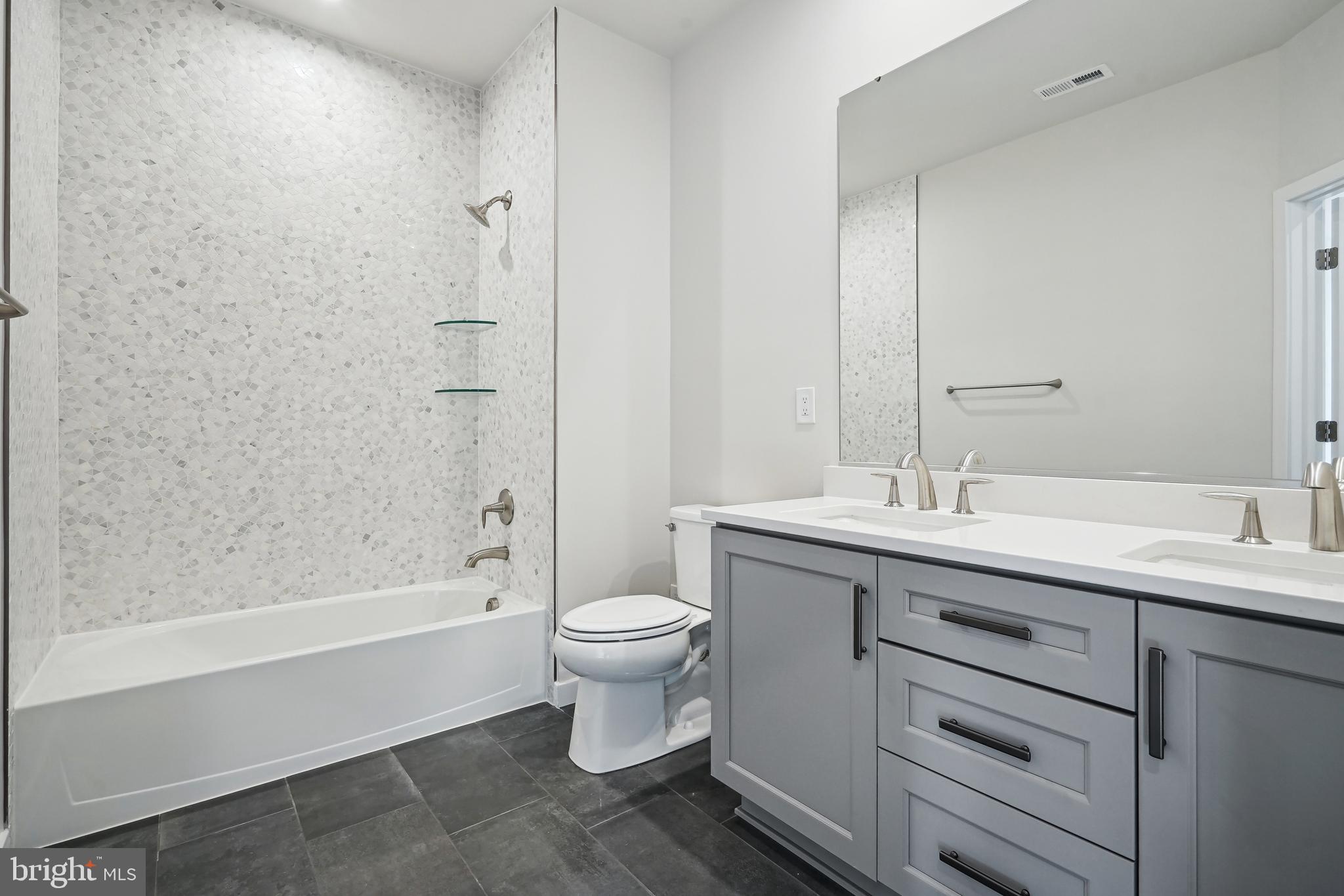 UNION PARK AT MCLEAN - Residential