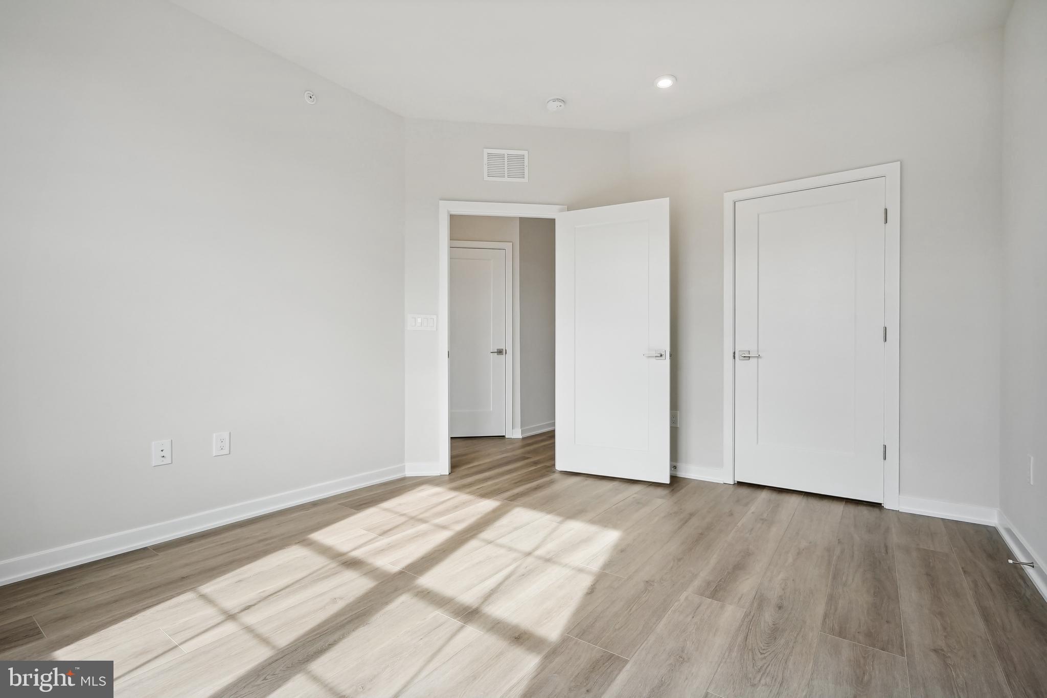 UNION PARK AT MCLEAN - Residential