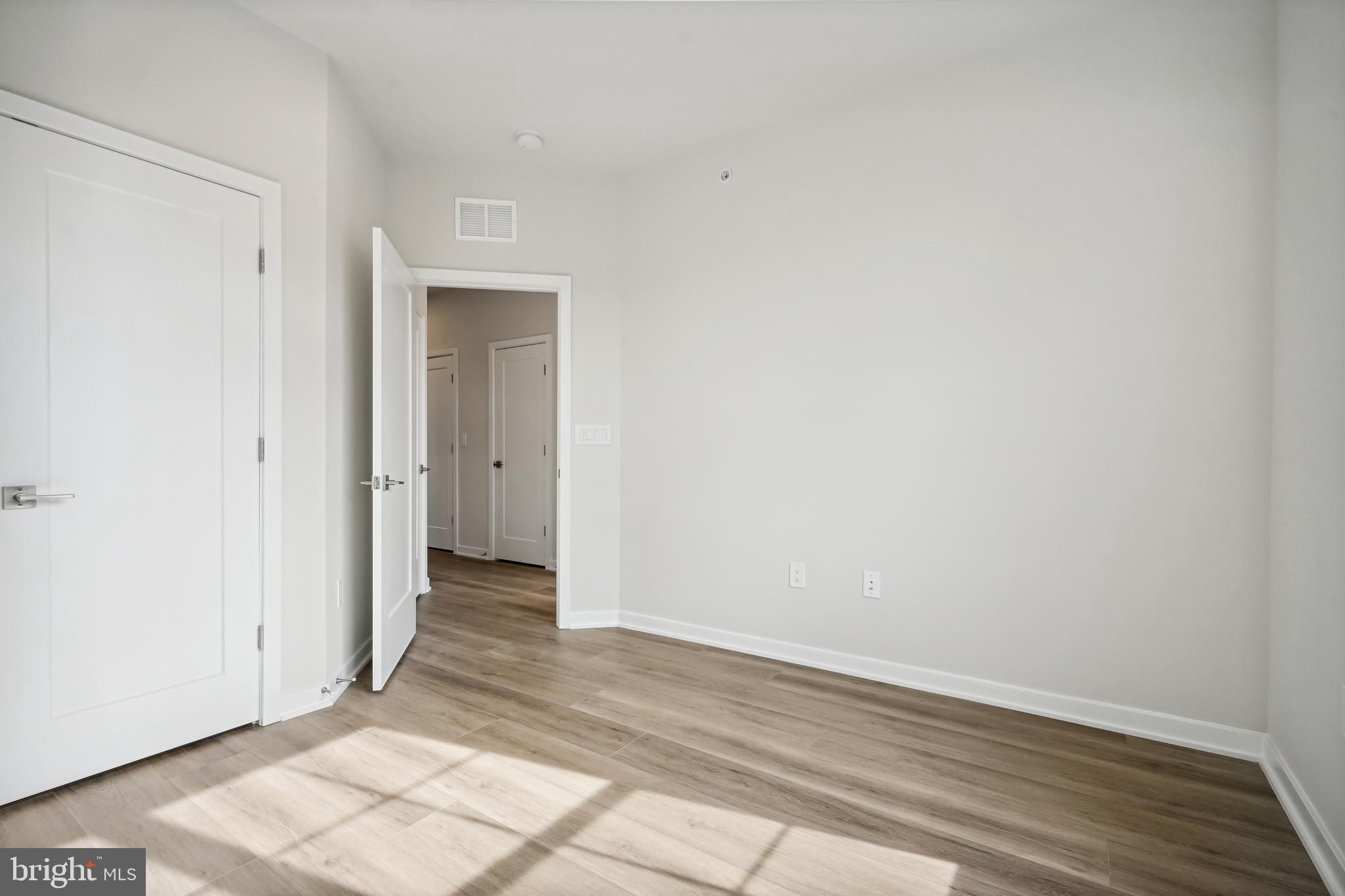 UNION PARK AT MCLEAN - Residential