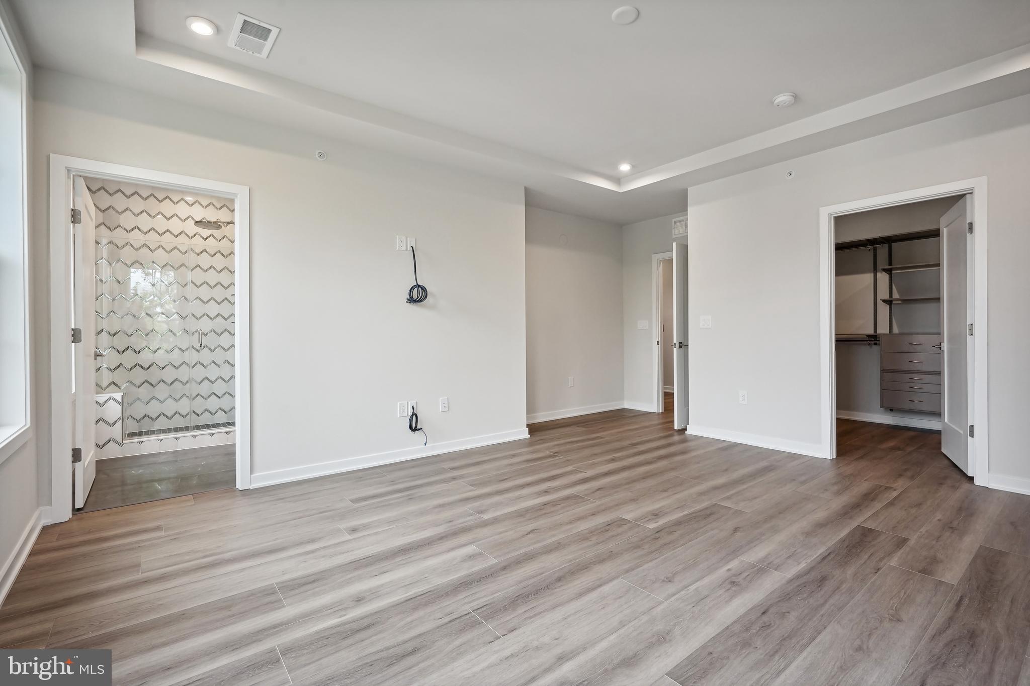 UNION PARK AT MCLEAN - Residential