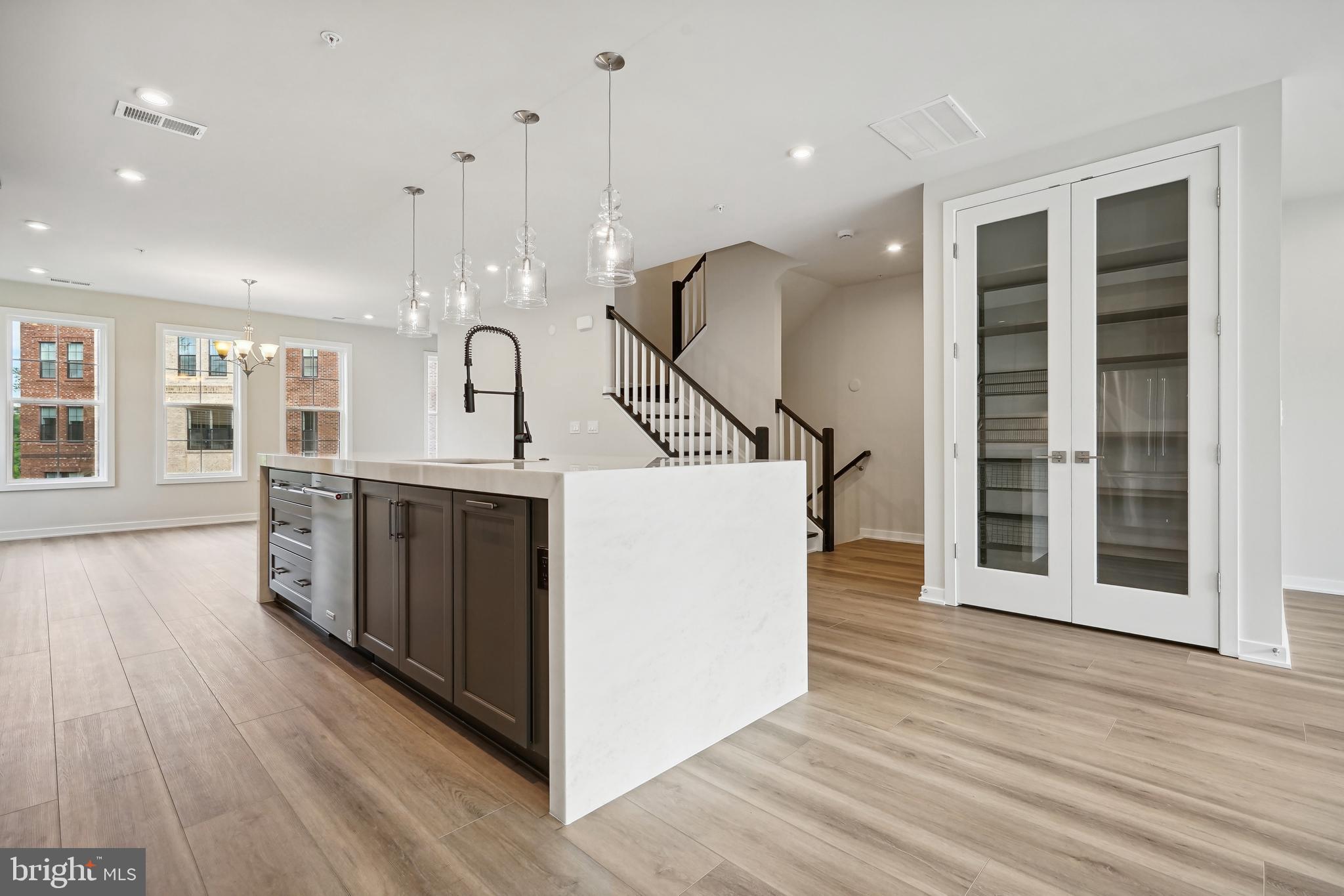 UNION PARK AT MCLEAN - Residential