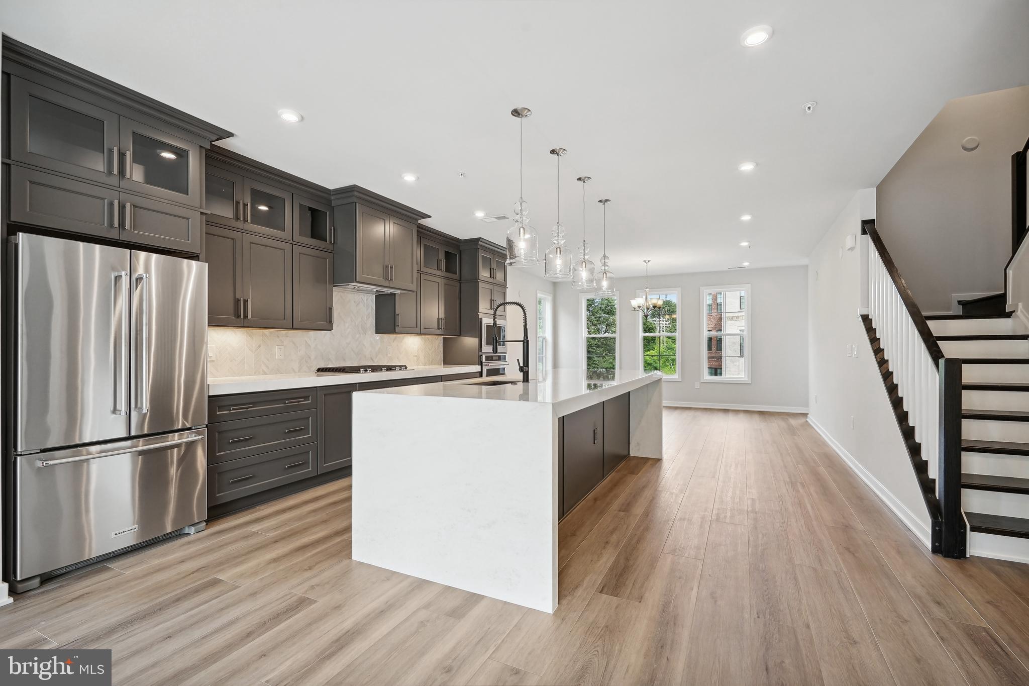 UNION PARK AT MCLEAN - Residential