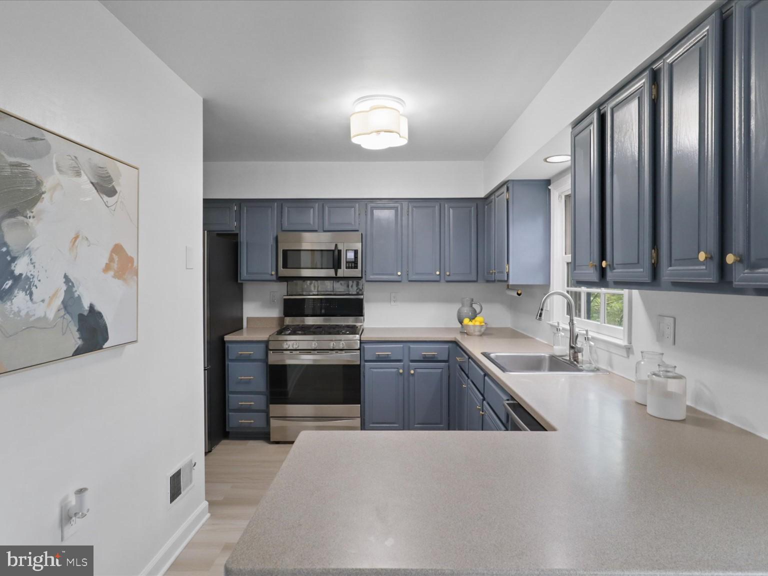 FEDERAL HILL - Residential Lease