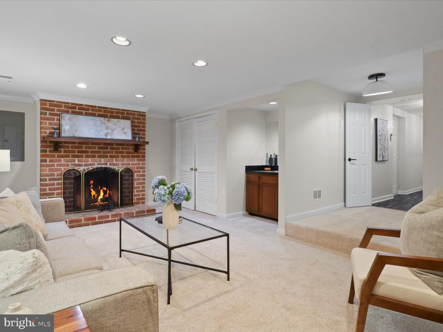 FEDERAL HILL - Residential Lease