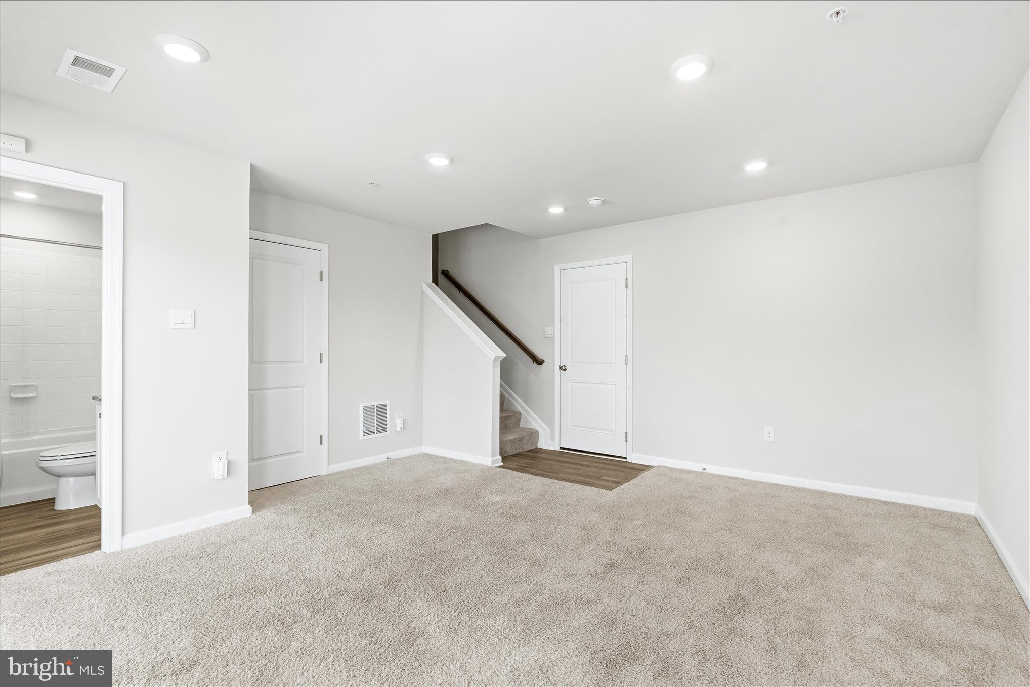 THE PRESERVE AT TUSCARORA - Residential